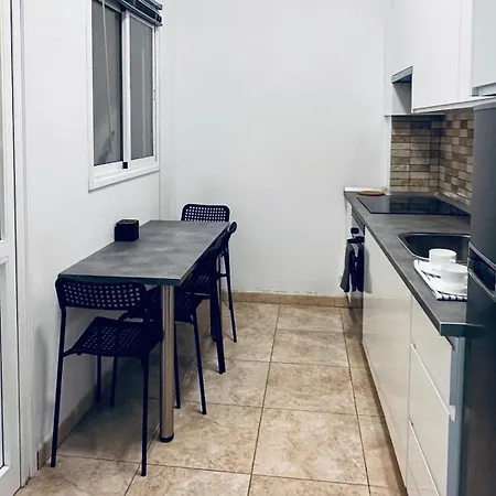 Piso En El Centro Del *